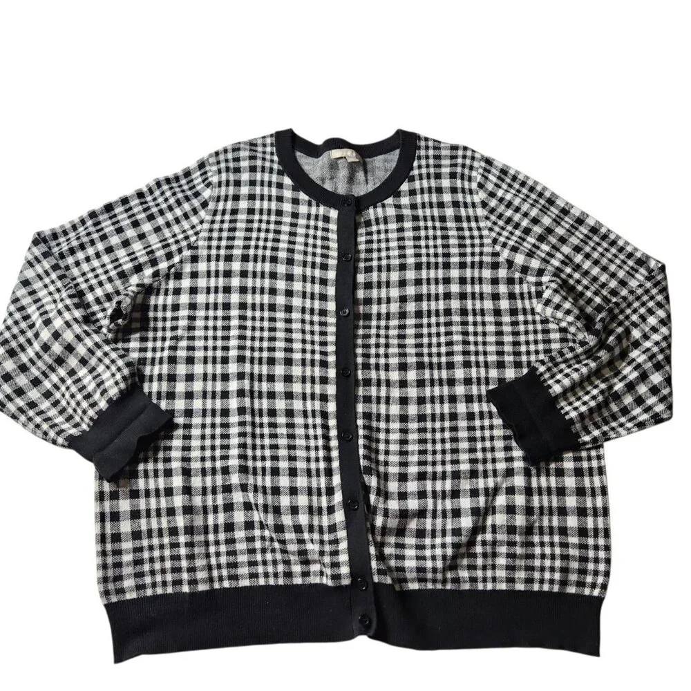 Plus Size Cardigan Sweater Size 1X 22-24 Black White Check Plaid
